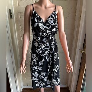 Express size small NWT black and white tropical flowy fun summer dress